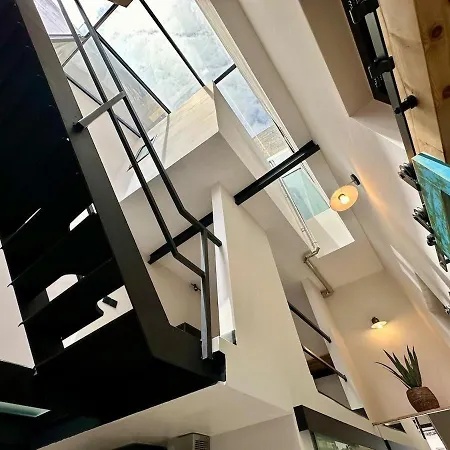 Blu House-2